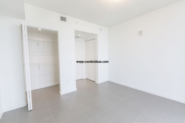 Canvas condo