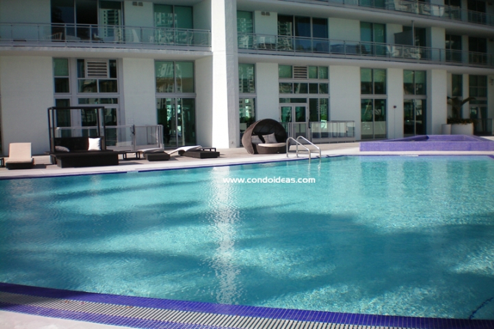 The Ivy at Riverfront condo