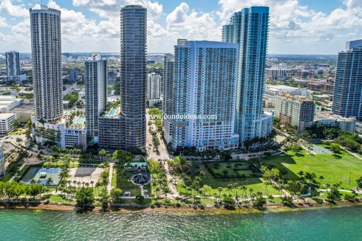 Aria on the Bay condo