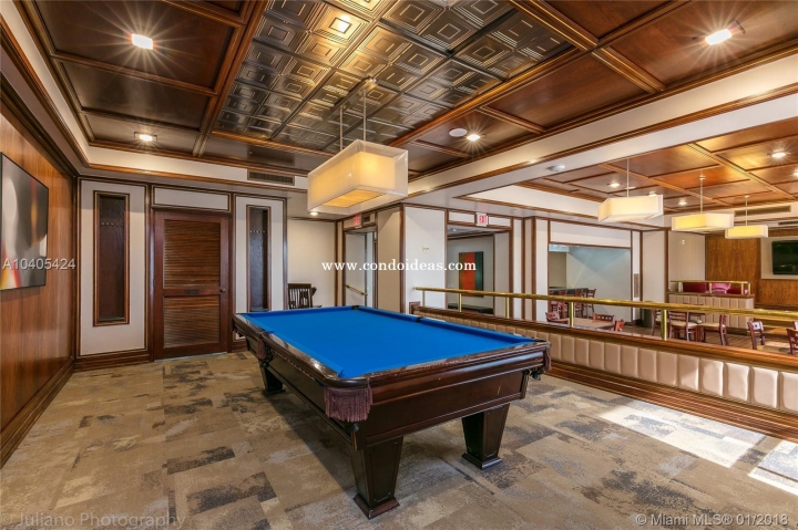 Villa Regina condo