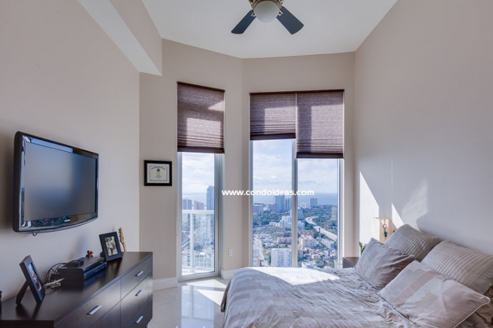 Latitude on the River condo