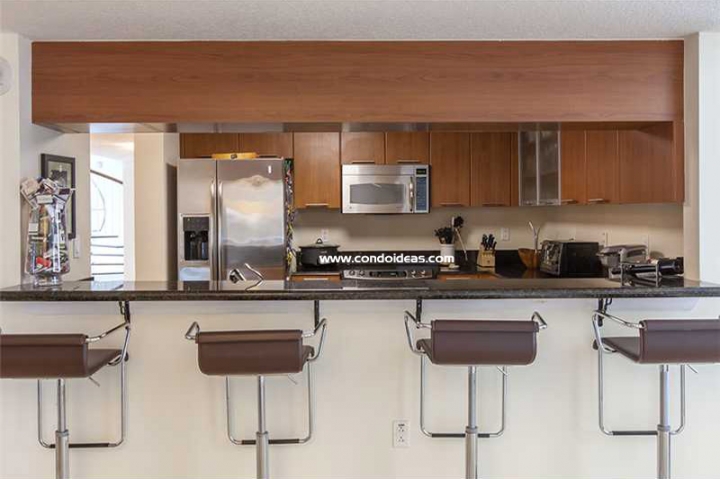 1800 Club condo