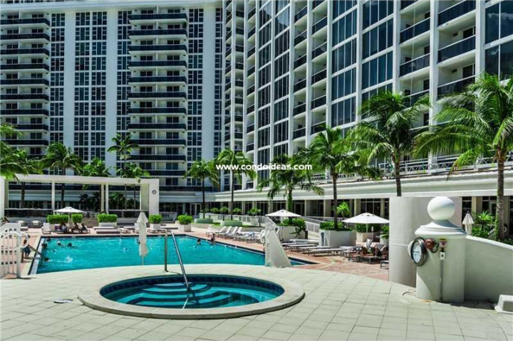Harbour House condo