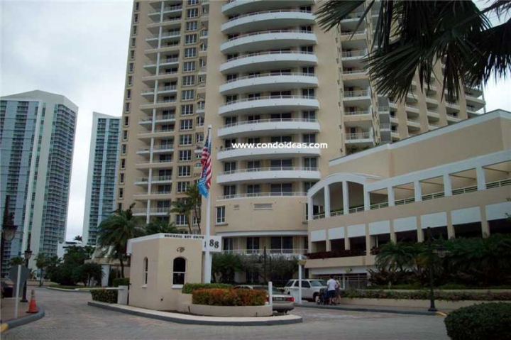 Tequesta One condo